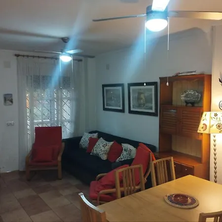 Adosado Con Patio * Punta Umbría